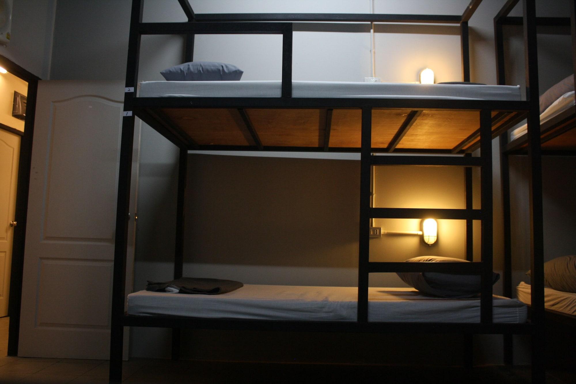 The Mixx Hostel Bangkok Luaran gambar