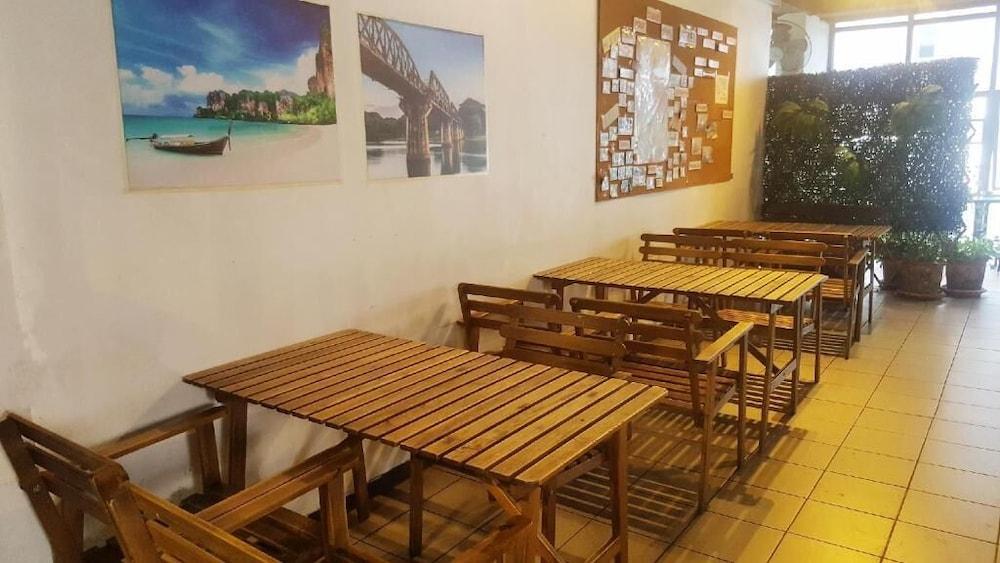 The Mixx Hostel Bangkok Luaran gambar