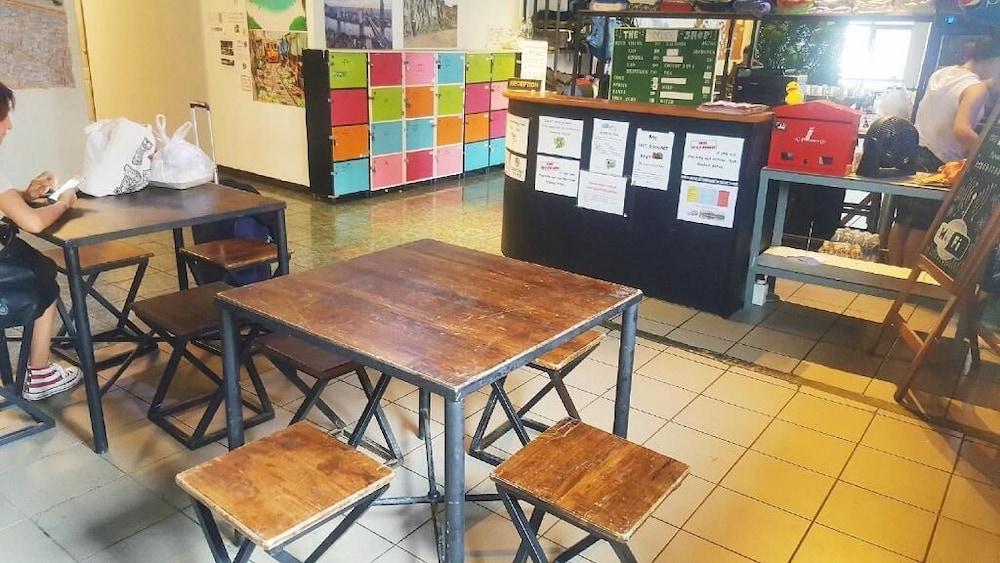 The Mixx Hostel Bangkok Luaran gambar