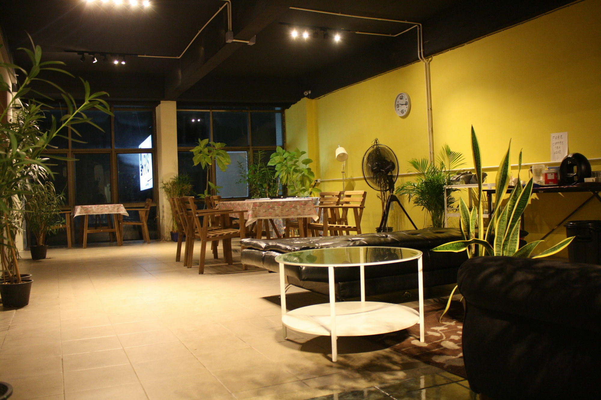 The Mixx Hostel Bangkok Luaran gambar